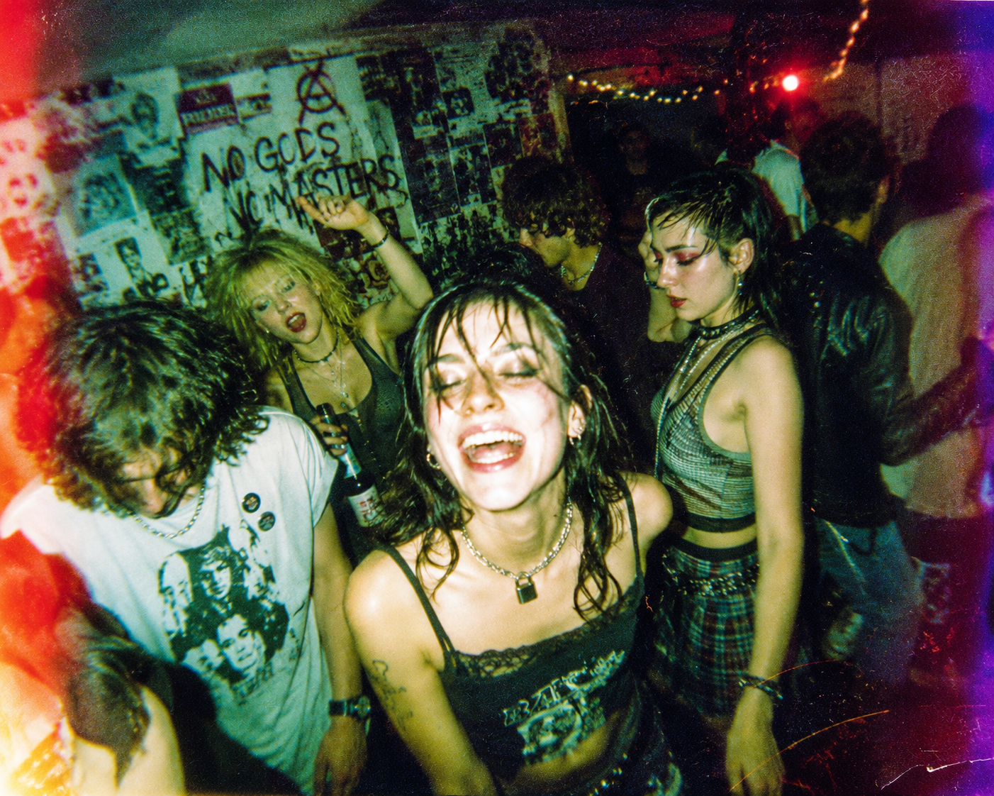 10. Lomography — Хаос: пример изображения 2